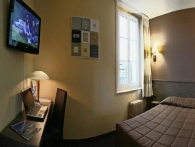 Brit Hotel Le Surcouf