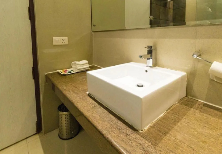 Golden Huts Resorts