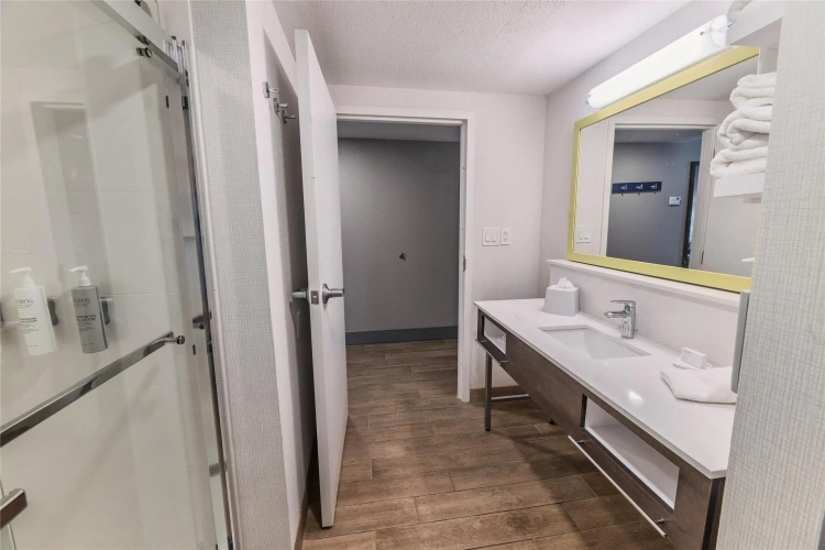 Double Suite