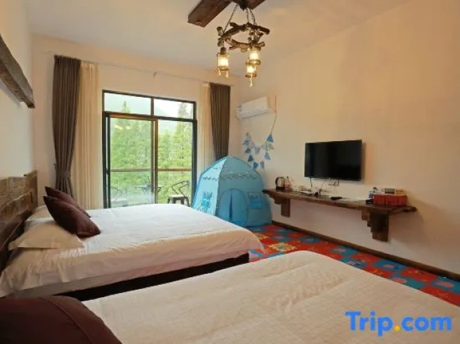 Standard Family room