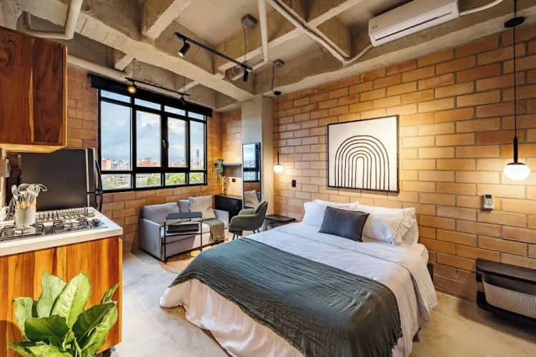 Executive Studio with city view