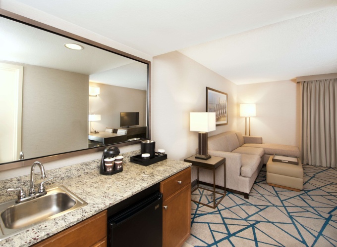 Embassy Suites by Hilton Seattle Bellevue photo 8