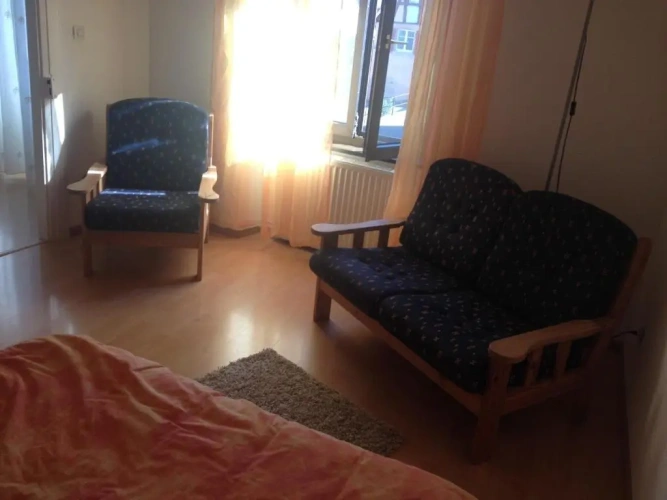 3 Bedrooms Apartment
