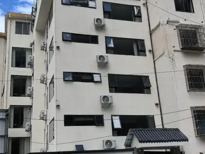 Kangding Linxi Xiaozhu Homestay