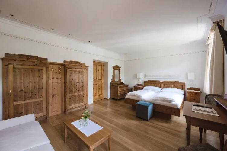 Deluxe Double Family room