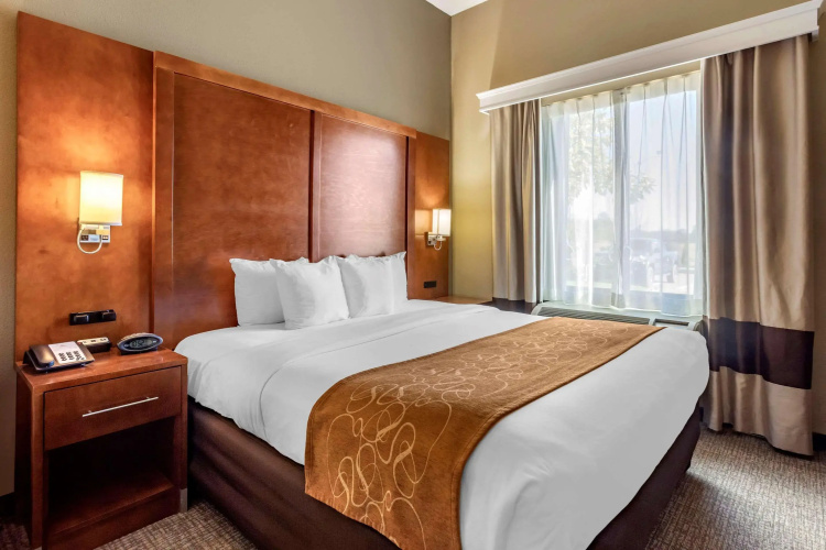 Comfort Suites Batesville