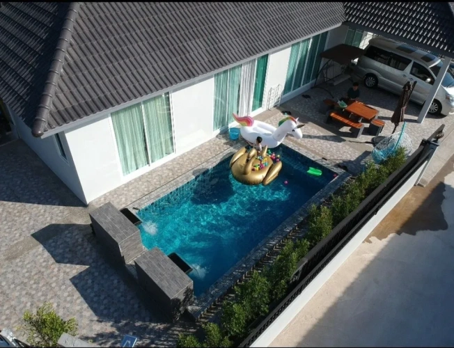 3 Bedrooms Villa