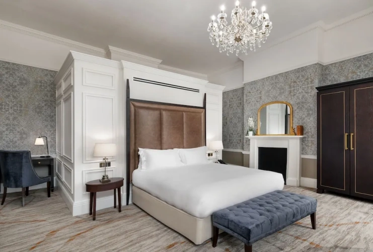 Superior room