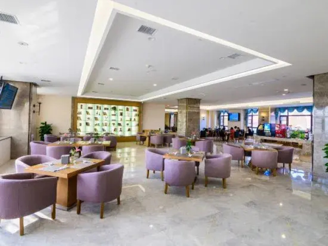 Zongheng Outlets Hotel