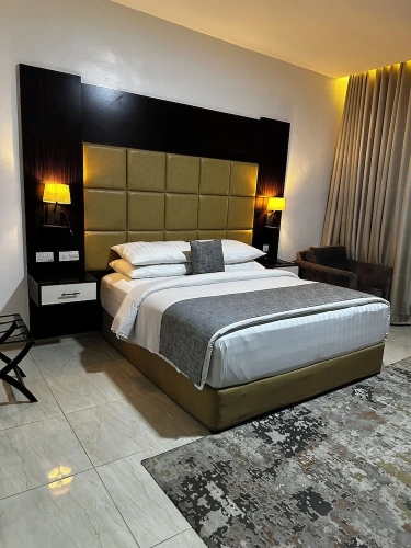 2 Bedrooms Standard Family room