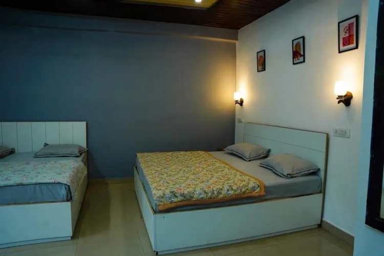 Standard Quadruple room