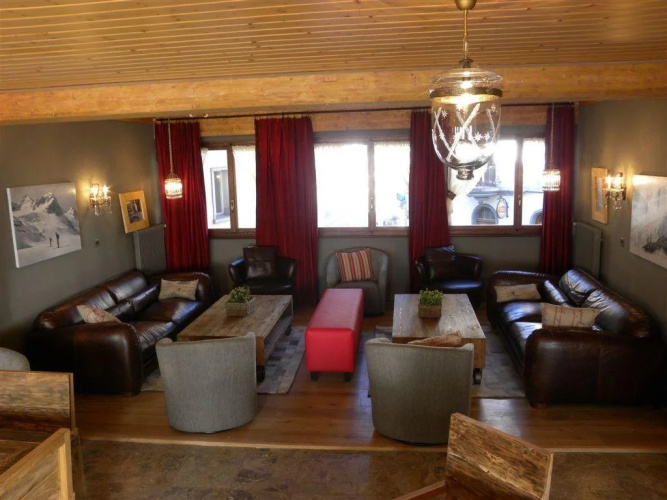 Hotel De La Poste