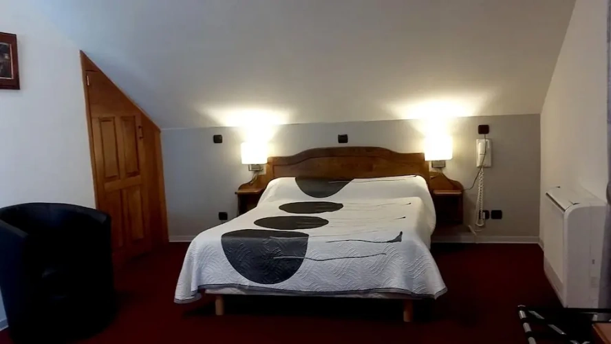 Grand room