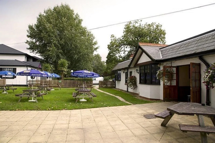 Premier Inn Cobham