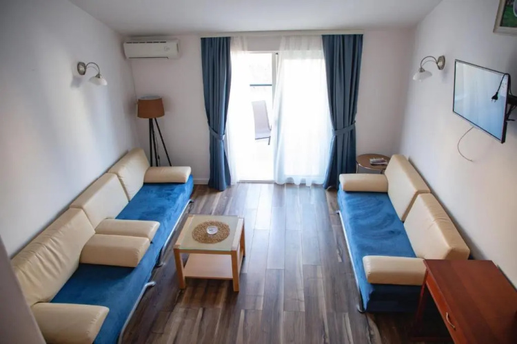 For-A Apartmani