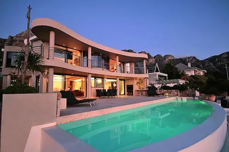 Wescamp Villa