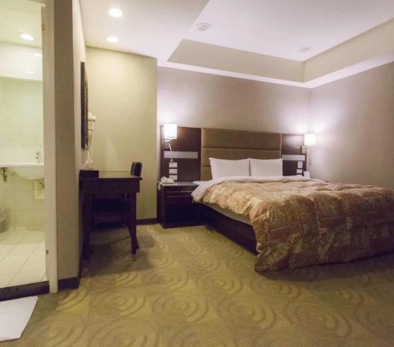 Junli Hotel