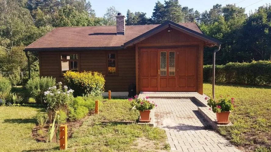 2 Bedrooms Cottage