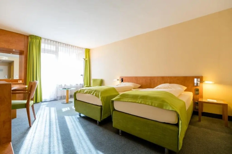 Twin room with balcony