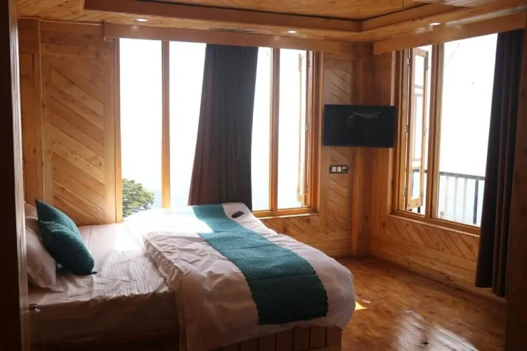 The OutHouse Forest View - Kalatop