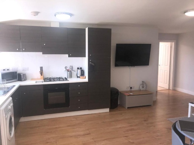2 Bedrooms Apartment