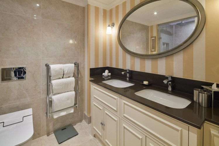Cheval Thorney Court photo 11