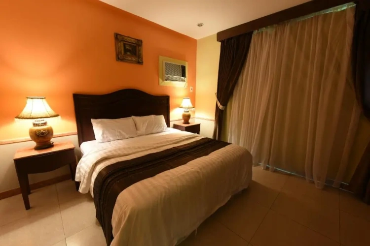 1 Bedroom Apartment with garden view