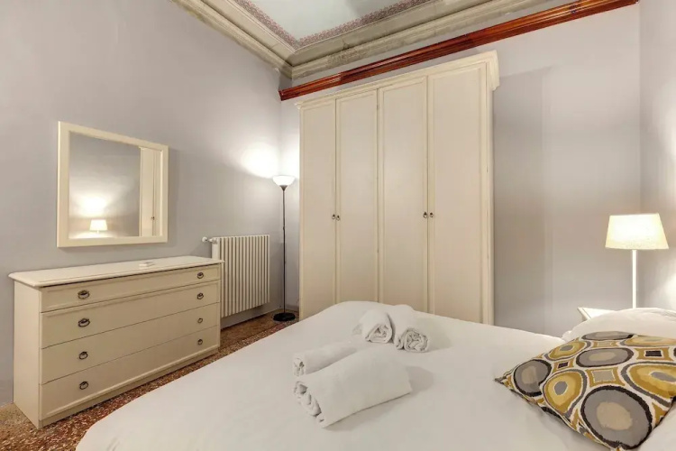 Mamo Florence - Academy House