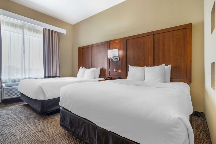 Quadruple Suite