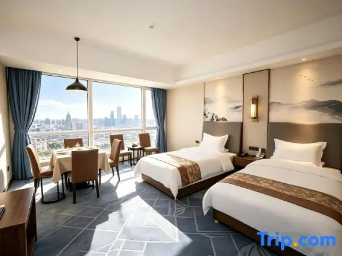 Deluxe Twin Family room