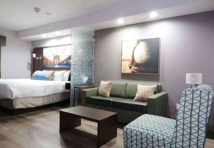 Quadruple Suite
