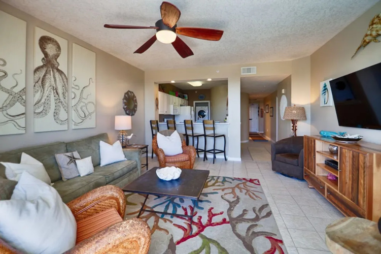 Gulfside 404 - 3 Br condo by RedAwning