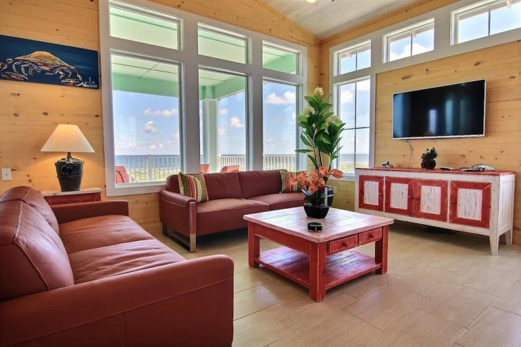 6 Bedrooms Cottage