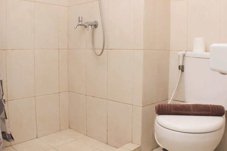 Modern Look And Comfy Studio Apartment At Springlake Summarecon