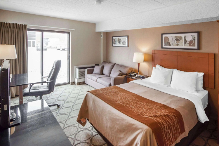 Comfort Inn West photo 6