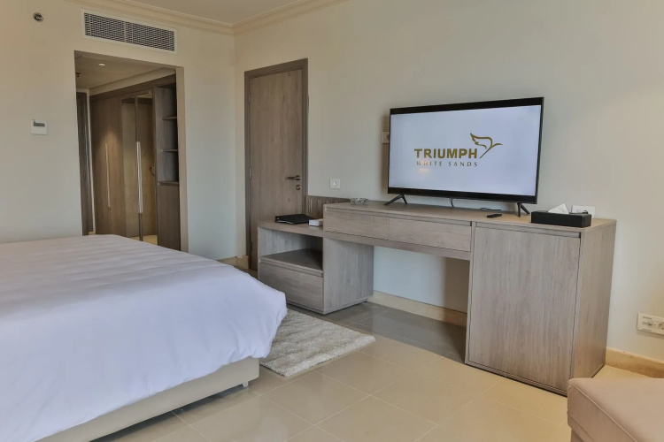 Triumph White Sands