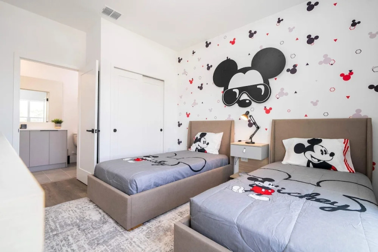 Luxury Disney Escape With Themed Rooms