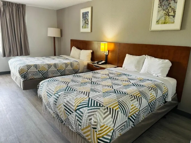 Deluxe Quadruple room