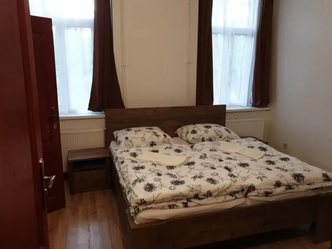 Guest House Orczy Park