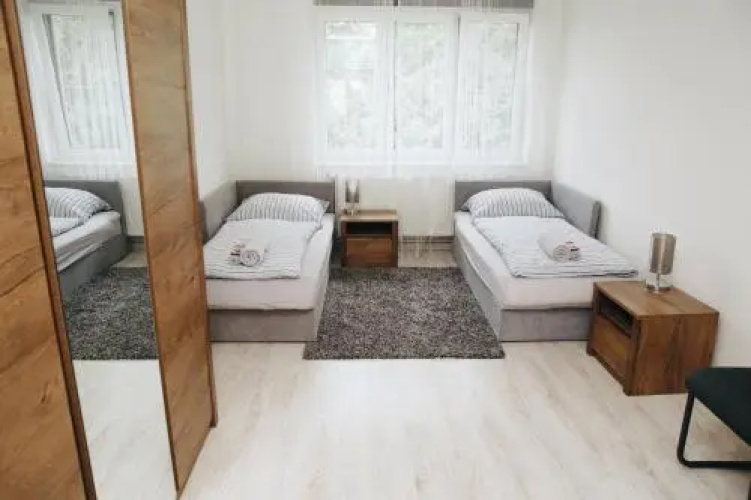 Alisa Apartments