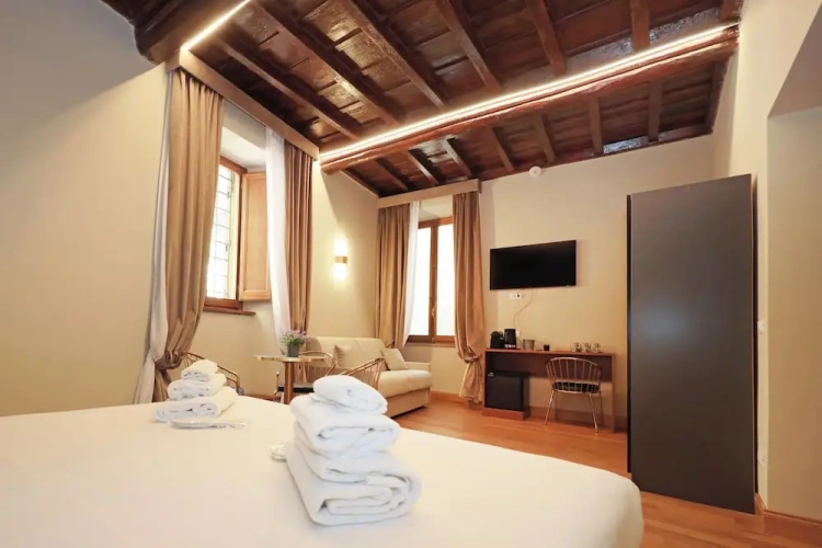 Deluxe Double room