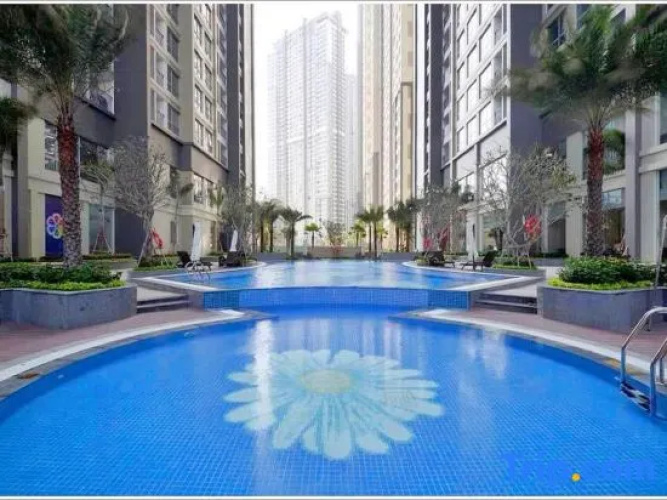 Luxury Radisson Landmark 81 & Vinhomes