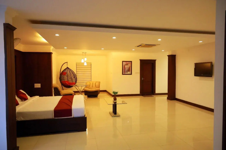 Hotel Ivory Grand