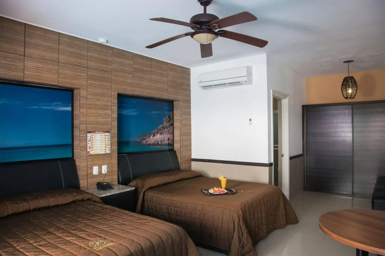 Hotel  Maioris La Paz