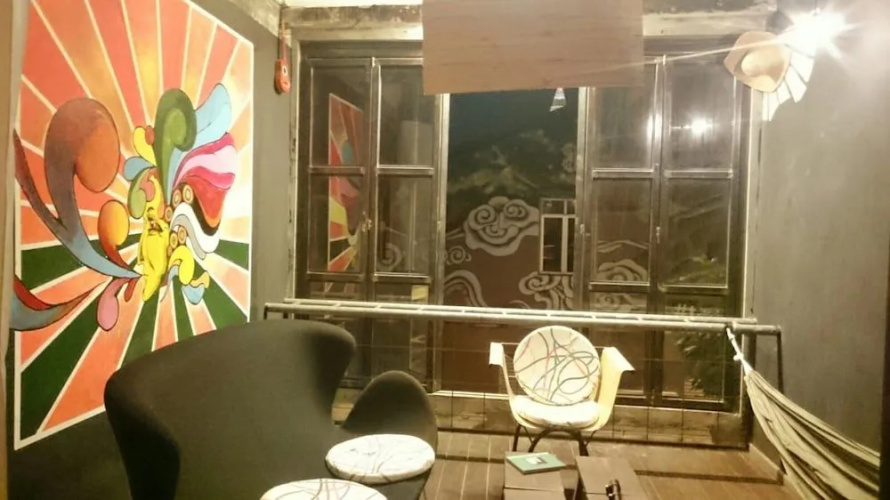 DIY Dorm - Hostel