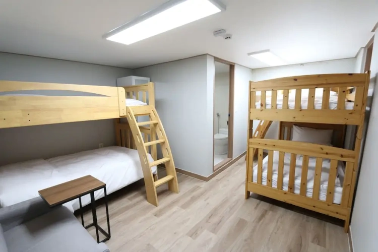 Standard Quadruple room