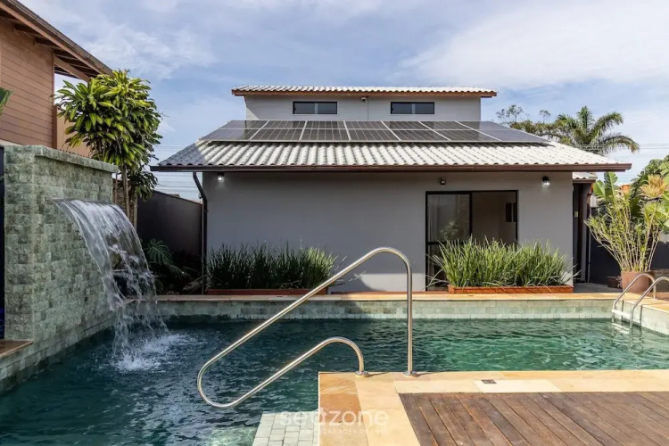 House With Pool Near the Beach Jde792