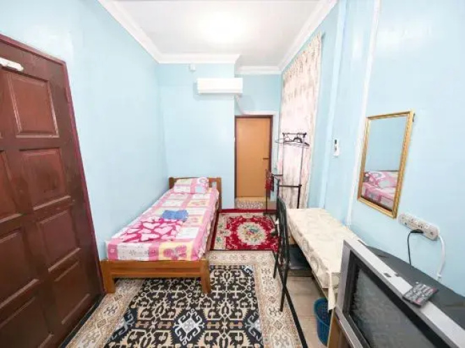 OYO 90915 Ilham Villa
