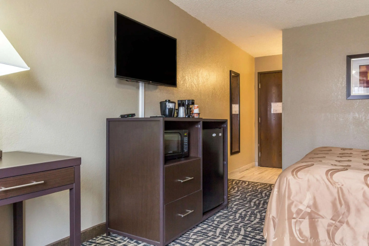 Quality Inn Lamar