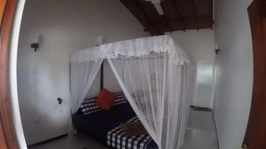 Universal Beach Guest House  Restaurant